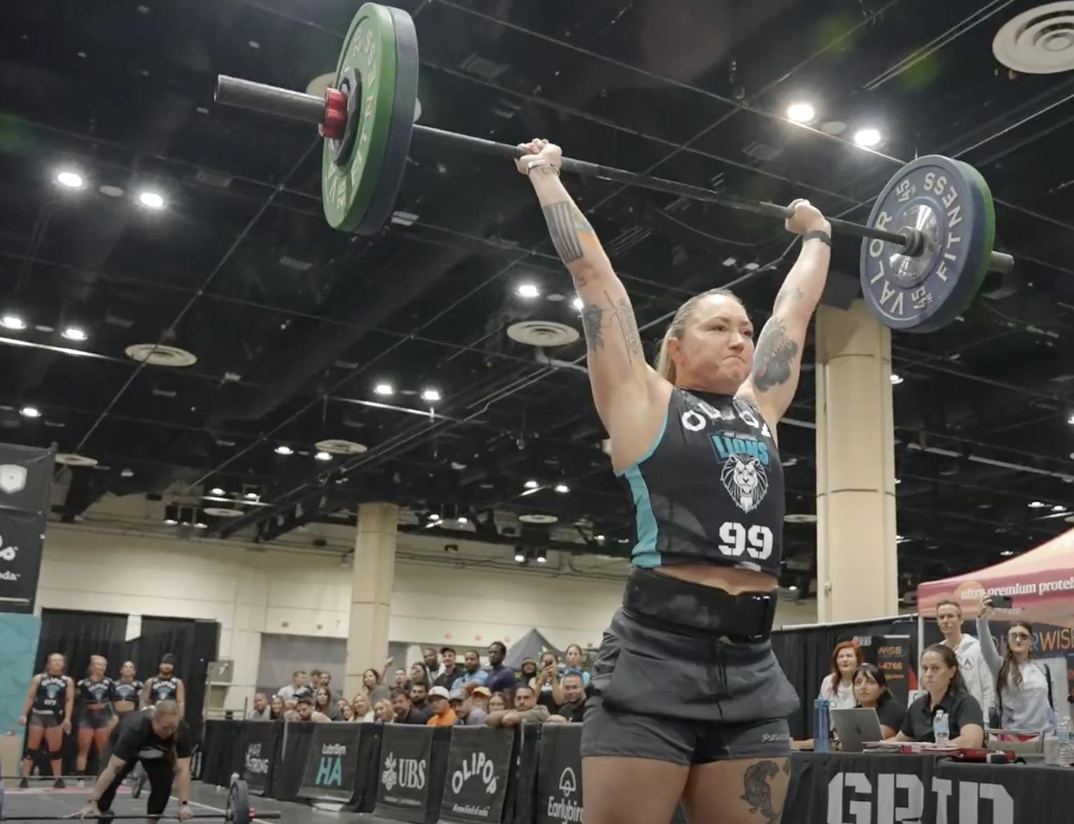 United Grid League Weightlifting woman