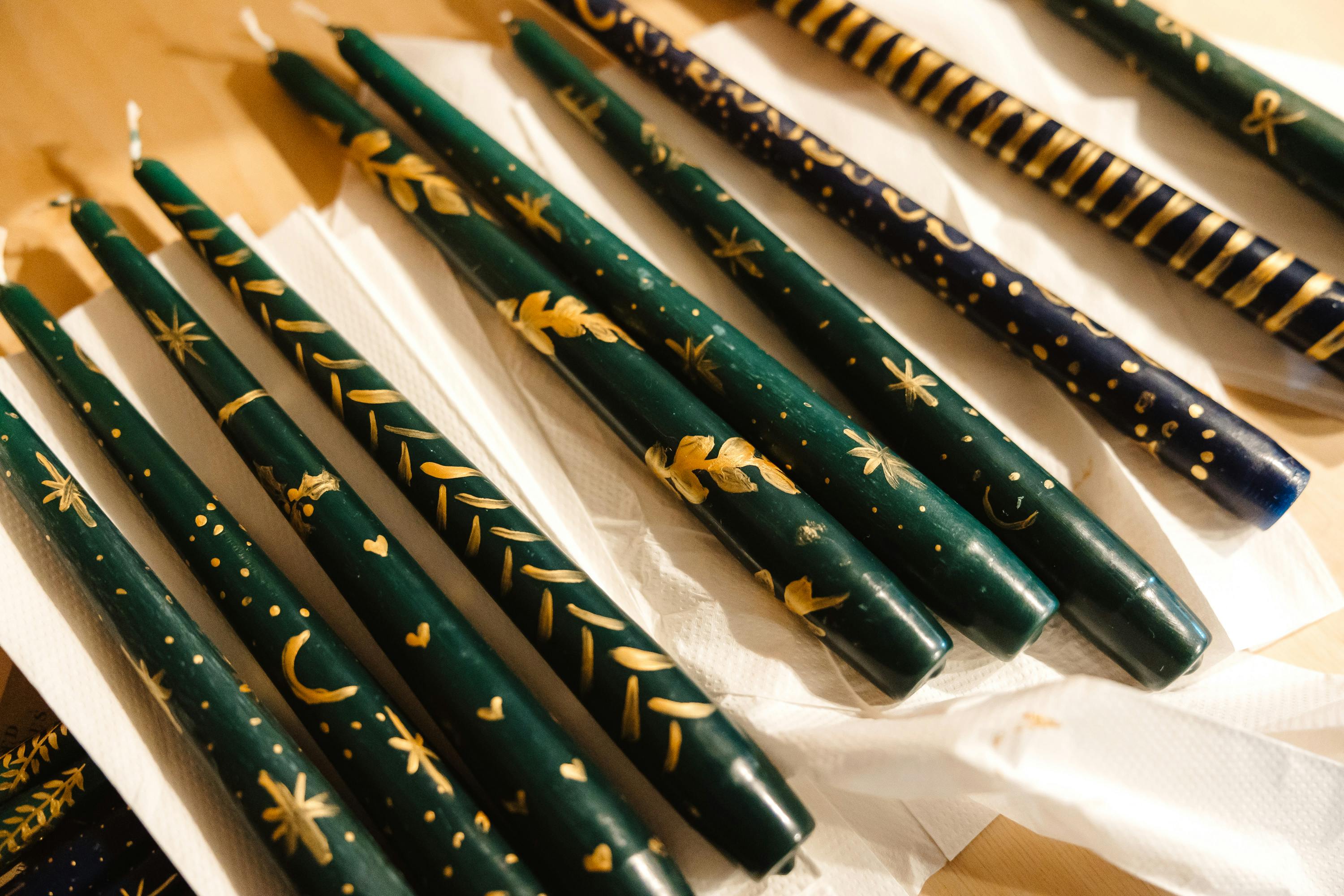 Lou wildflowers of London, christmas candles