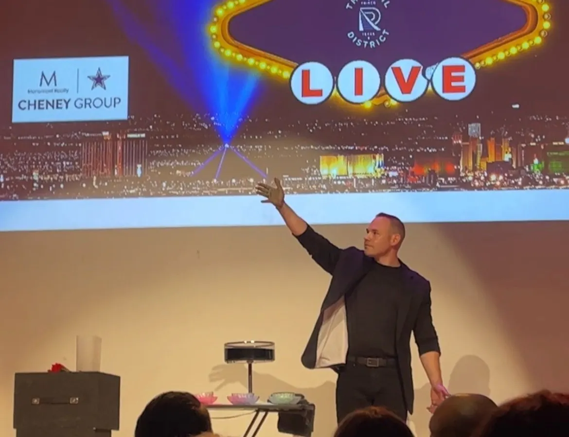 Chris Hestor performing magic